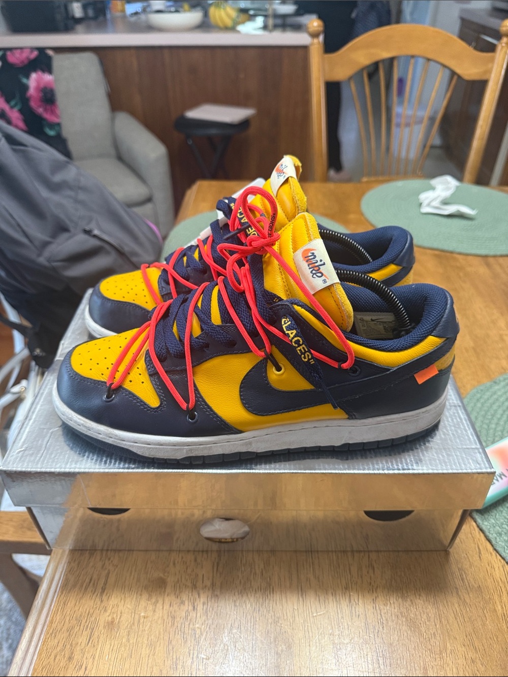 Off white Michigan  dunk Sneakers with Red Laces men’s 9.5